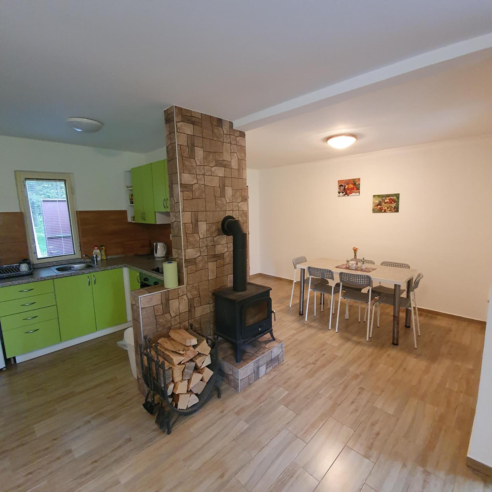Rekreacni Chata Val Veselí nad Lužnicí Buitenkant foto